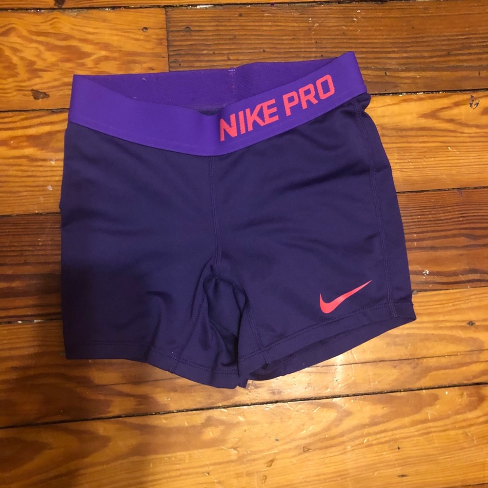 ❗️SOLD ❗️Nike Pro purple Shorts